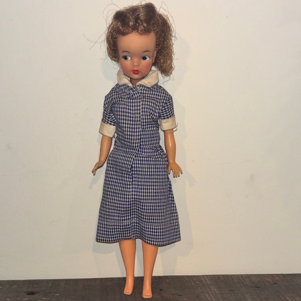 Ideal Toy Company BS-12 Tammy Doll - 1960s